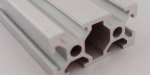 工業鋁型材與民用鋁型材的共性和差異